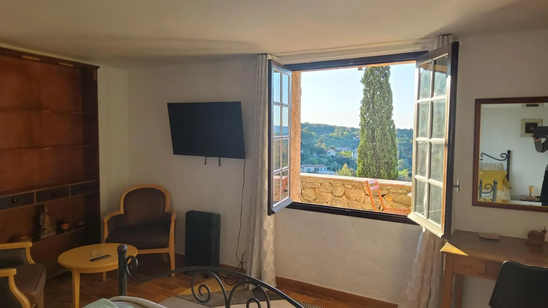 Oda ve Kahvaltı Chambre D'Hotes Cotignac Fransa